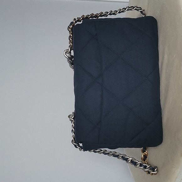 Chanel 19 Large Navy Blue Canvas - Picture 3 of 8